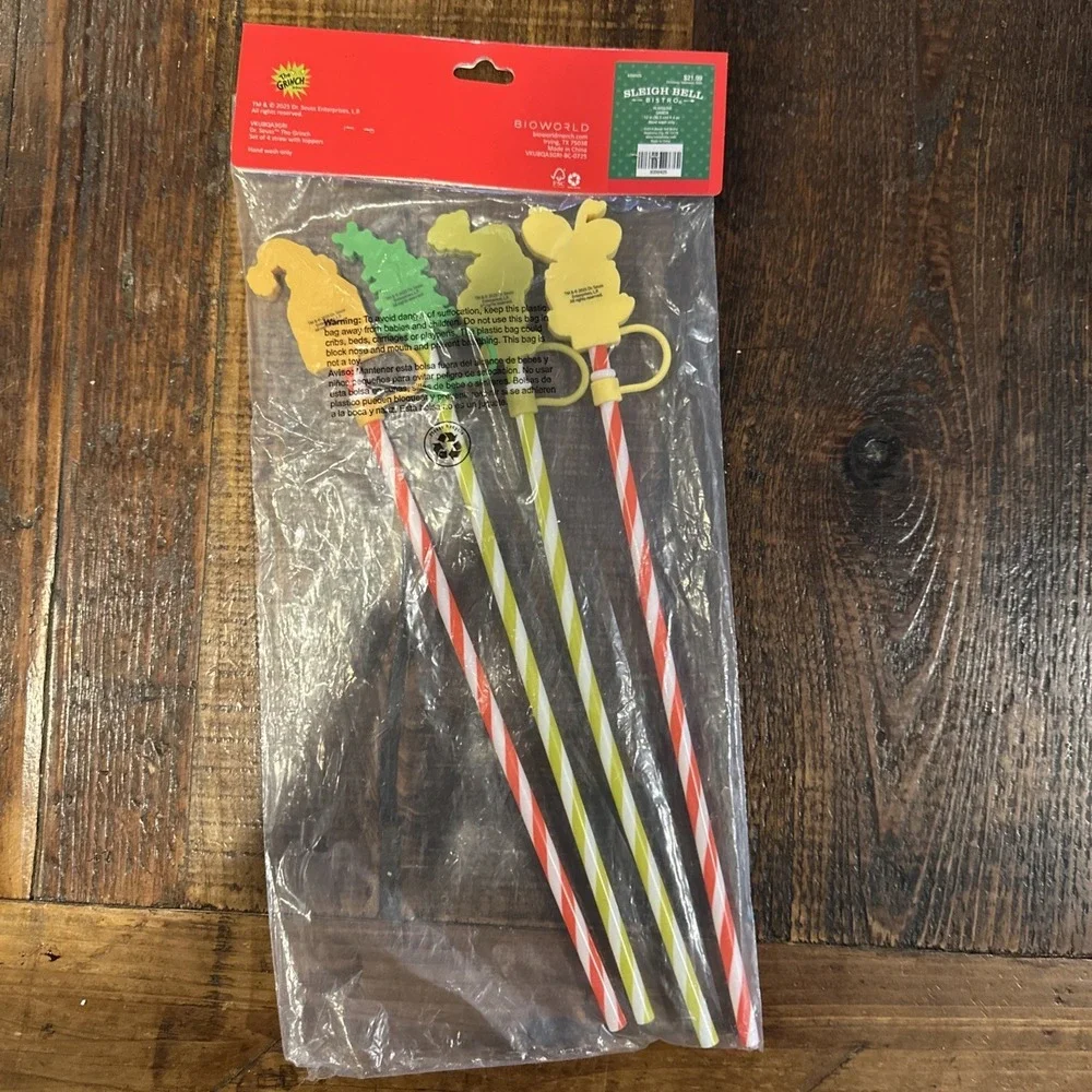 The Grinch set of 4‎ Straws with Toppers